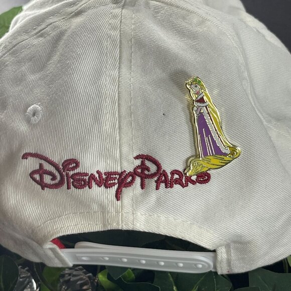 Disneyland Rapunzel Princess Trading Pin Tangled Christmas Lapel Pin Brooch Gift - Picture 11 of 11